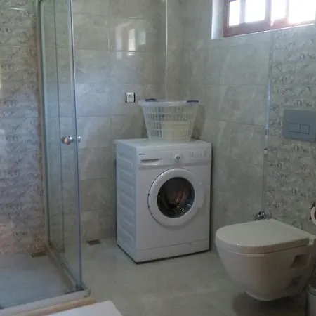 Kerem Tatil Evi * 马尔马里斯