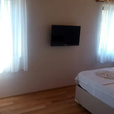 公寓 Kerem Tatil Evi 马尔马里斯