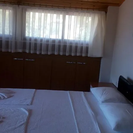 Kerem Tatil Evi 马尔马里斯