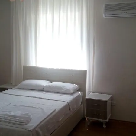 Kerem Tatil Evi 马尔马里斯