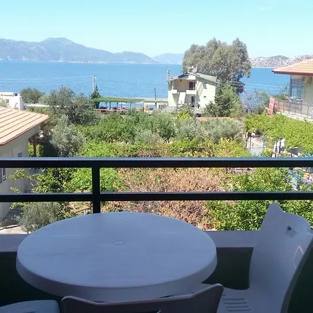 公寓 Kerem Tatil Evi 马尔马里斯